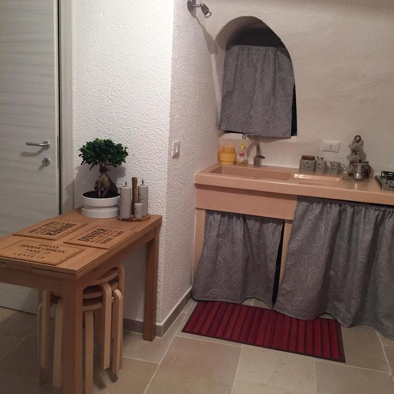 Appartamento Annamaria Ostuni Zimmer foto